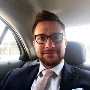 Meet your Posher, Derek